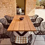 Riverstone With Private Pools Villa *