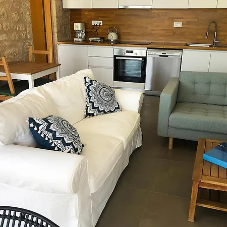 Riverstone With Private Pools Villa Lévktron