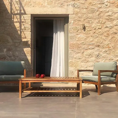 Villa Riverstone With Private Pools