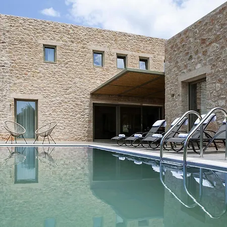 Villa Riverstone With Private Pools Levktron
