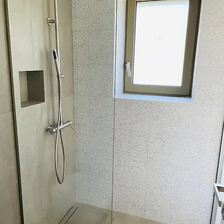 Vila Riverstone With Private Pools