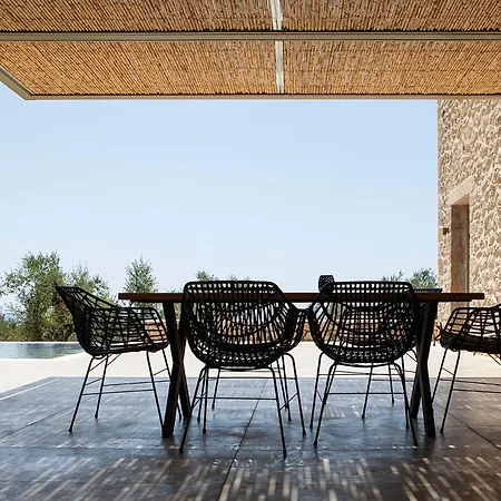 Riverstone With Private Pools *