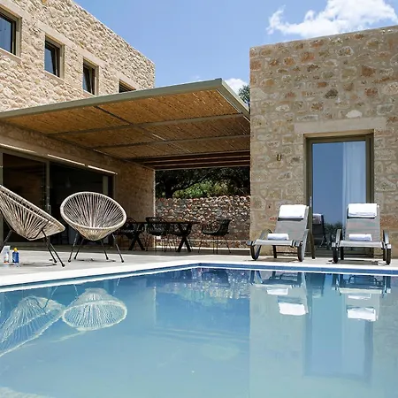 Riverstone With Private Pools *