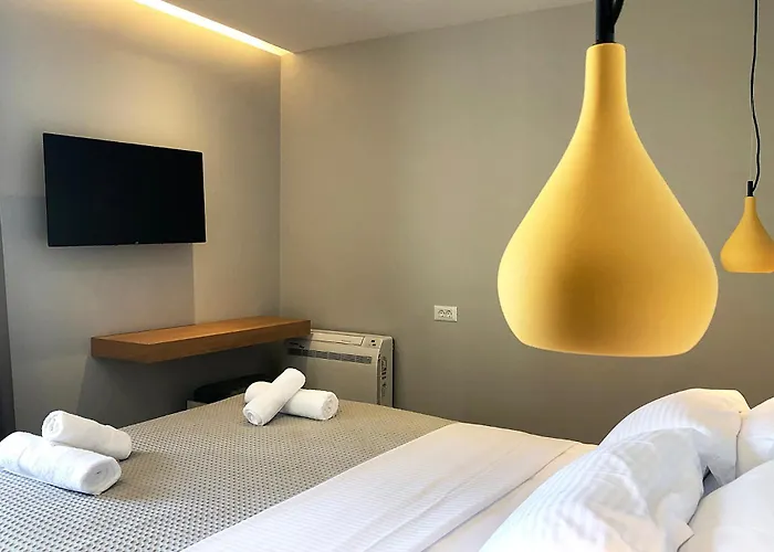 Вилла Riverstone With Private Pools