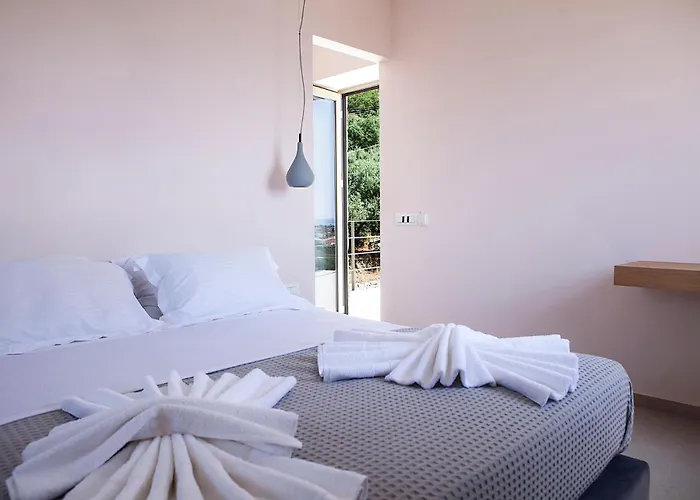 Riverstone With Private Pools * Levktron