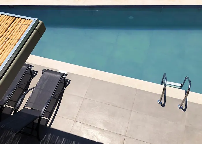 Riverstone With Private Pools Вилла *