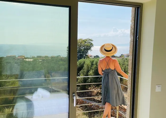 Riverstone With Private Pools Вилла