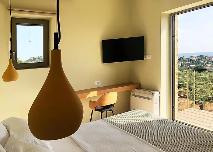 Riverstone With Private Pools *