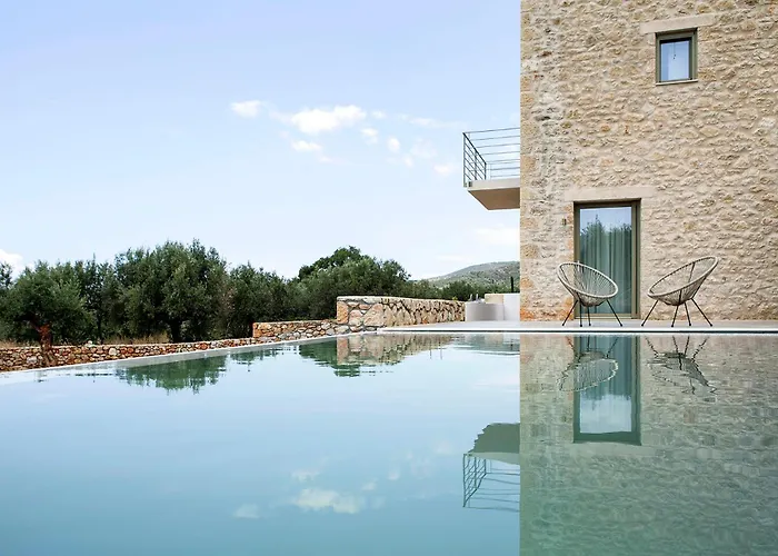 Вилла Riverstone With Private Pools